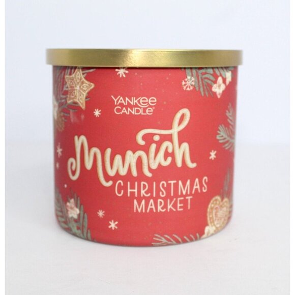 Yankee Candle Munich Christmas Market 3 Wick Candle 14.5 oz New - Picture 1 of 6